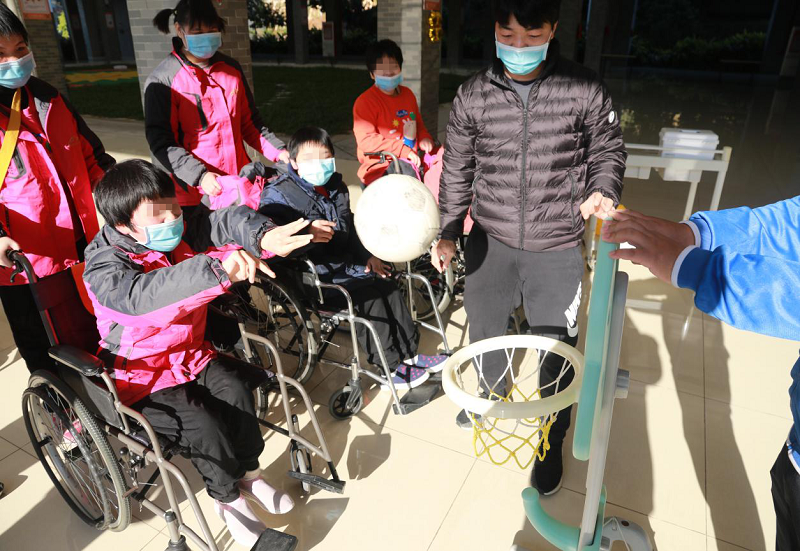 十大黑料网排行
社会福利院举行“激扬少年，绽放活力”迎新趣味运动会活动1.png