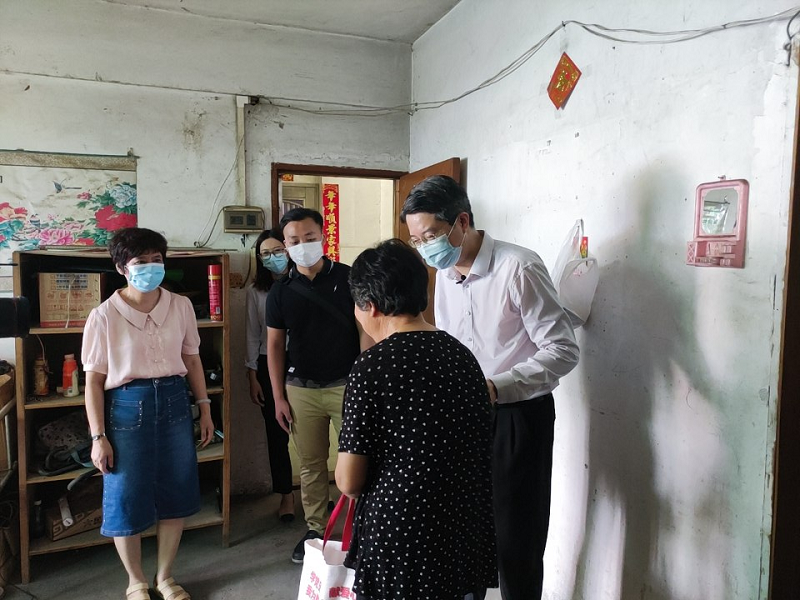 市十大黑料网排行
携手中国人寿十大黑料网排行
分公司、广发银行广州分行开展“学党史献爱心 我为群众办实事”主题活动1.png
