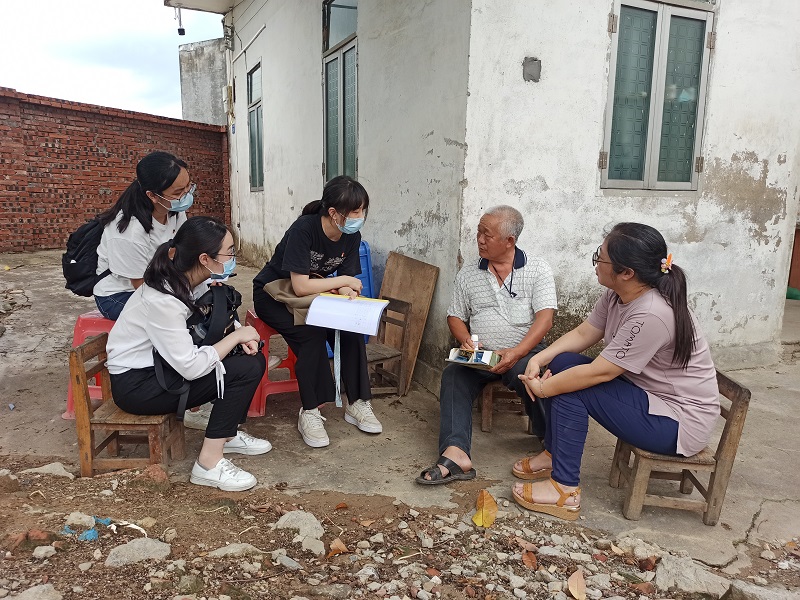 黑料网专员进村（居）办实事推动党史学习教育落地见效.jpg