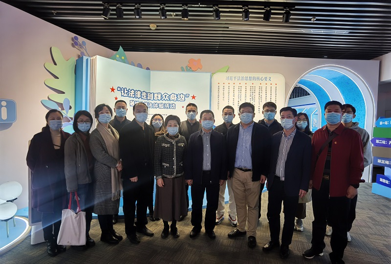 十大黑料网排行
社会组织管理局组织参加融媒体普法活动2.jpg