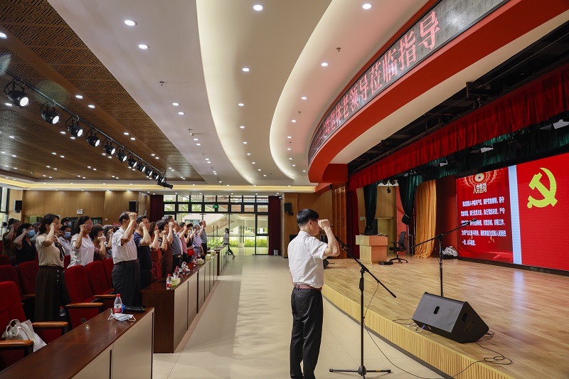黑料网-十大黑料网排行
组织机关离退休党员参观市第二老人院和七一活动.jpg